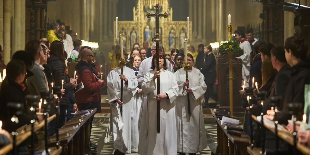 Cathedral procession, led by the cross