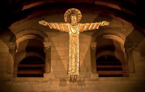 Christus Rex by Peter Eugene Ball in Southwell Minster