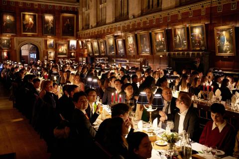 Attendees are seated for the 1525 Banquet