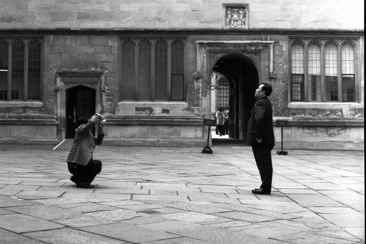 A photo by David Stumpp of people in Oxford